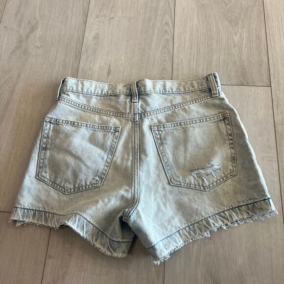 Gap women 4’ high rise stride short size 27 - Picture 6 of 9